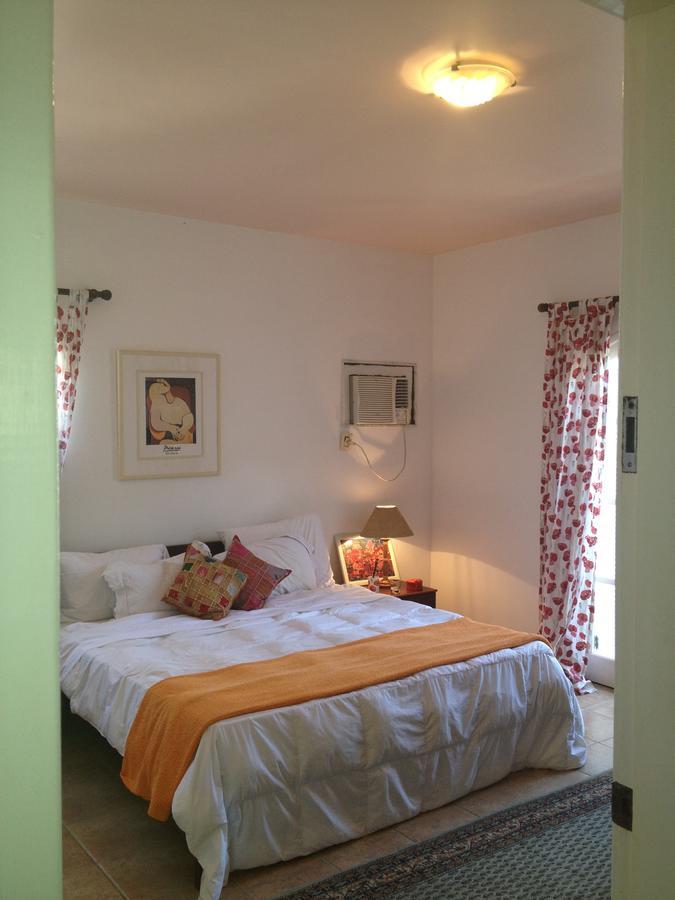 Villa Saint Tropez Cabo Frio Exterior photo