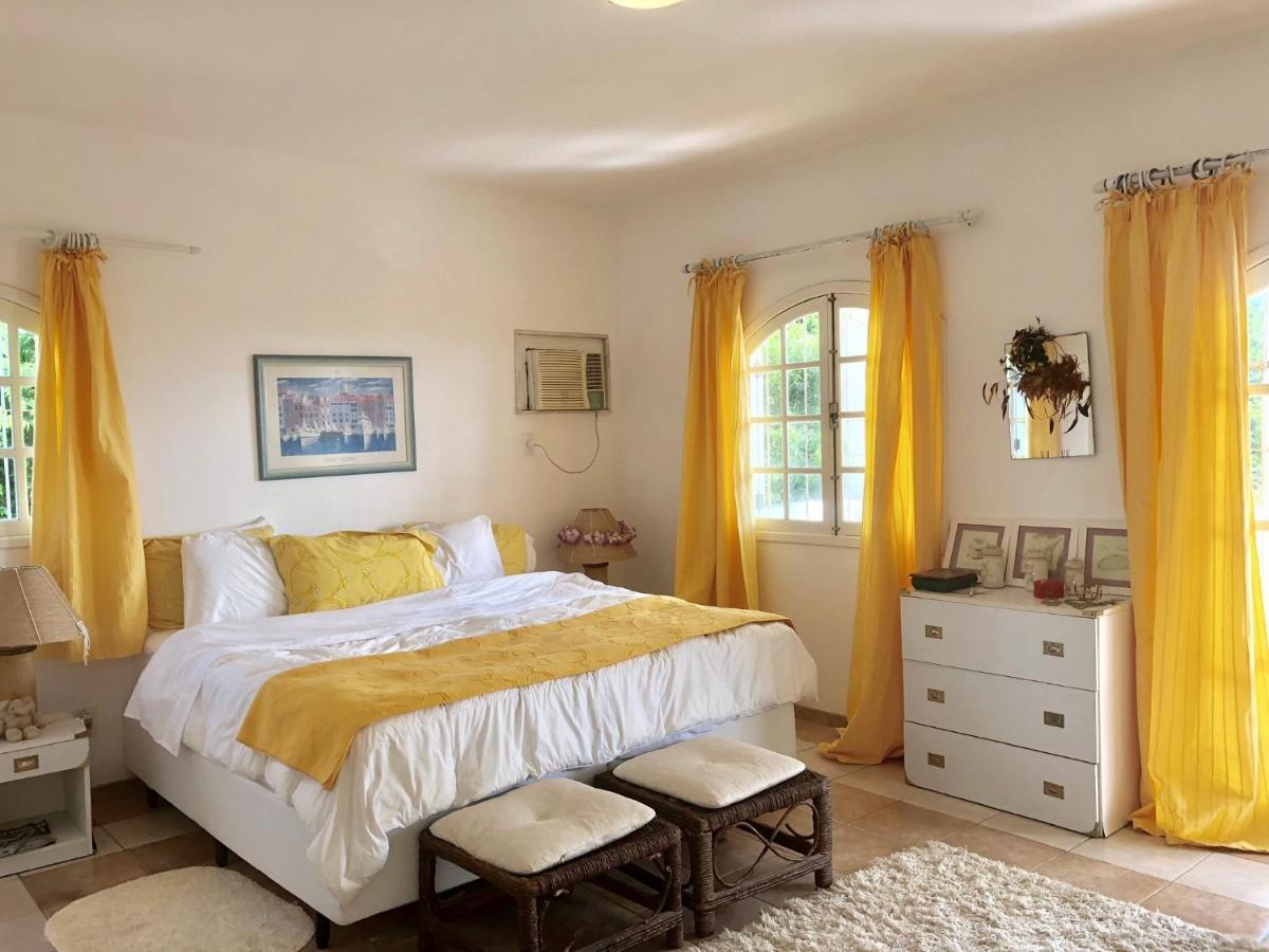 Villa Saint Tropez Cabo Frio Exterior photo